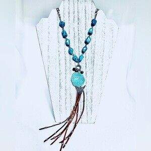 SHYANNE WOMEN'S TURQUOISE COLORED BEADED PENDANT CHARM NECKLACE‎